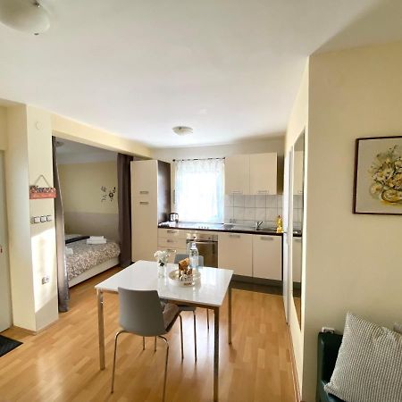 Apartman Lucija Gradici Eksteriør billede
