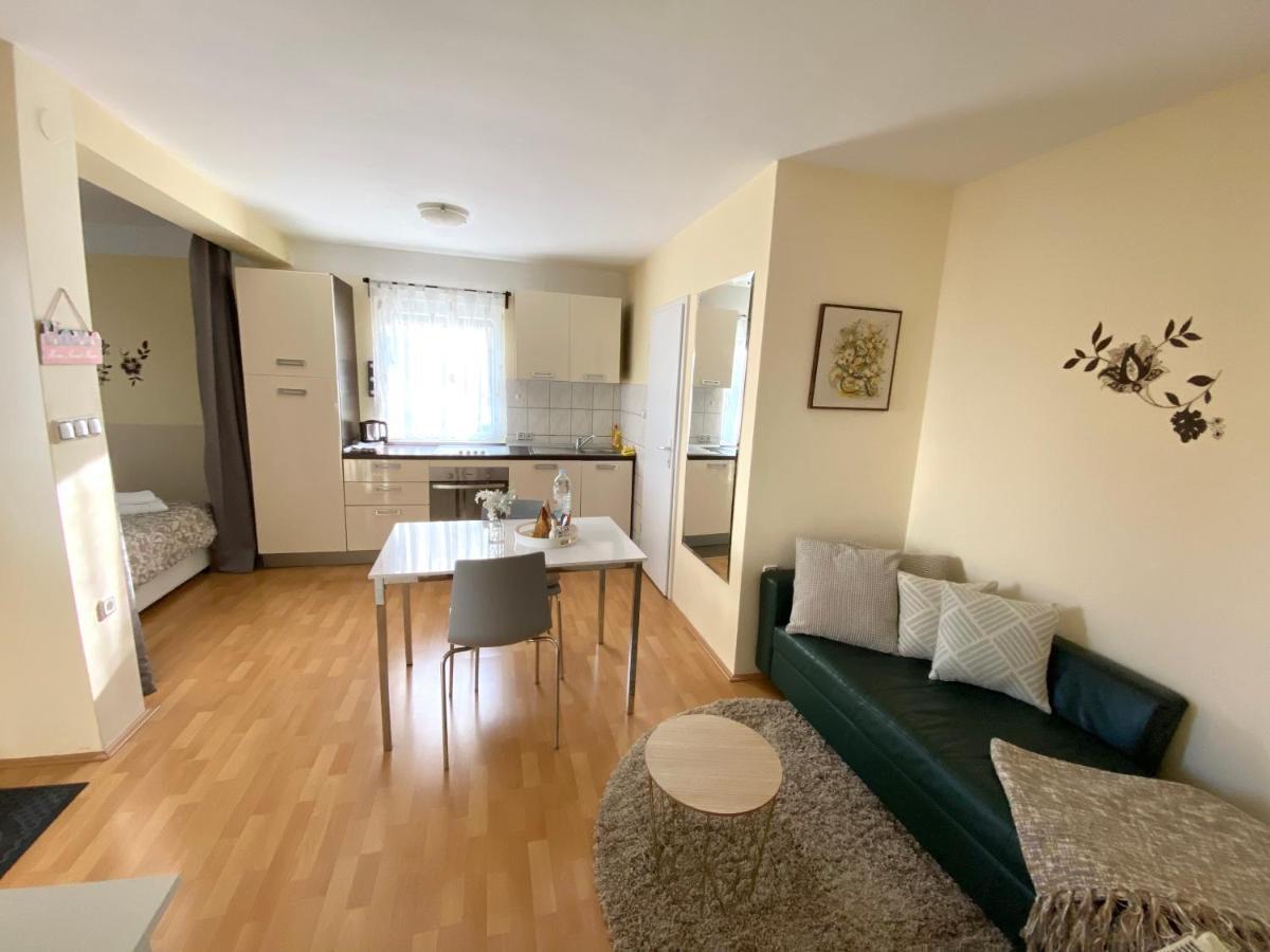 Apartman Lucija Gradici Eksteriør billede