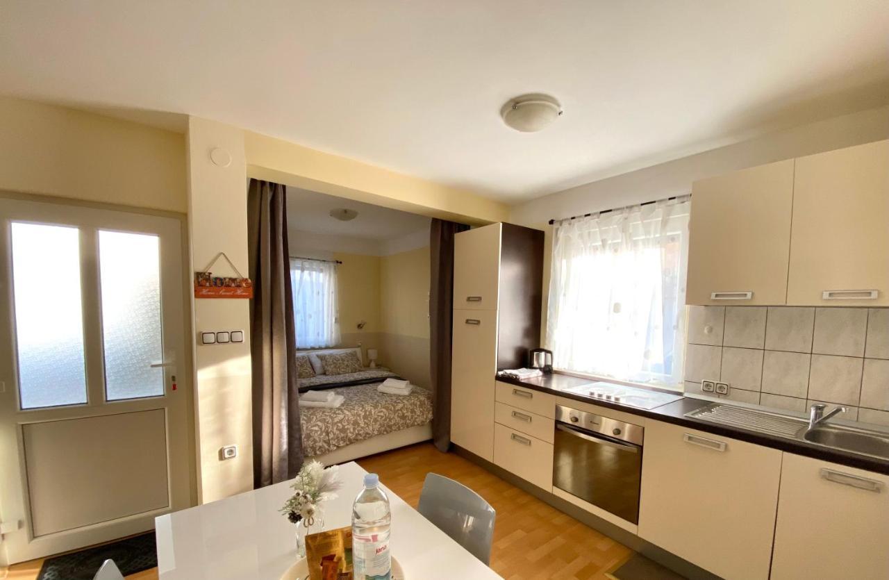 Apartman Lucija Gradici Eksteriør billede