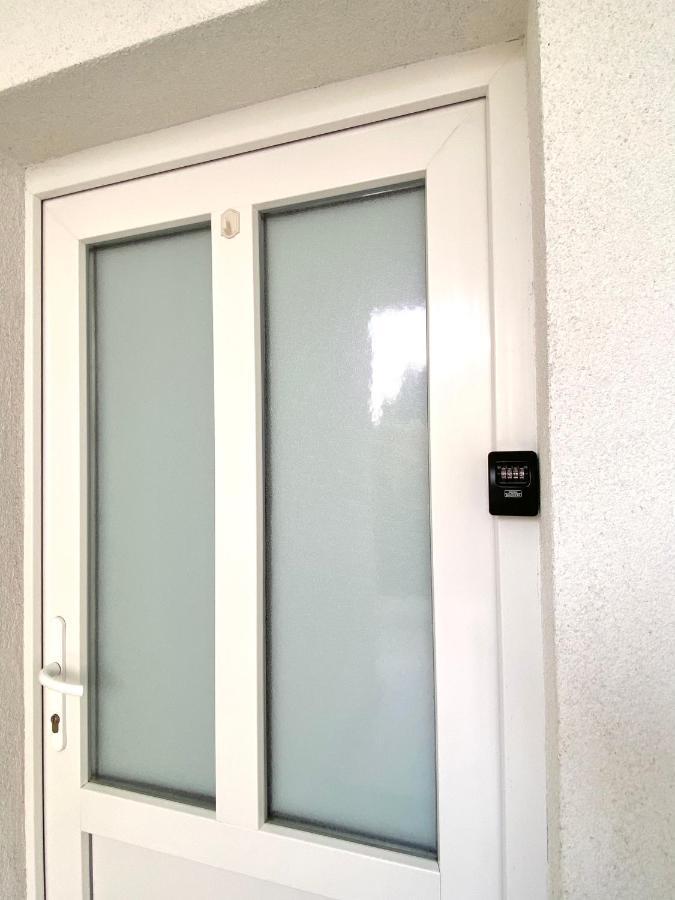 Apartman Lucija Gradici Eksteriør billede